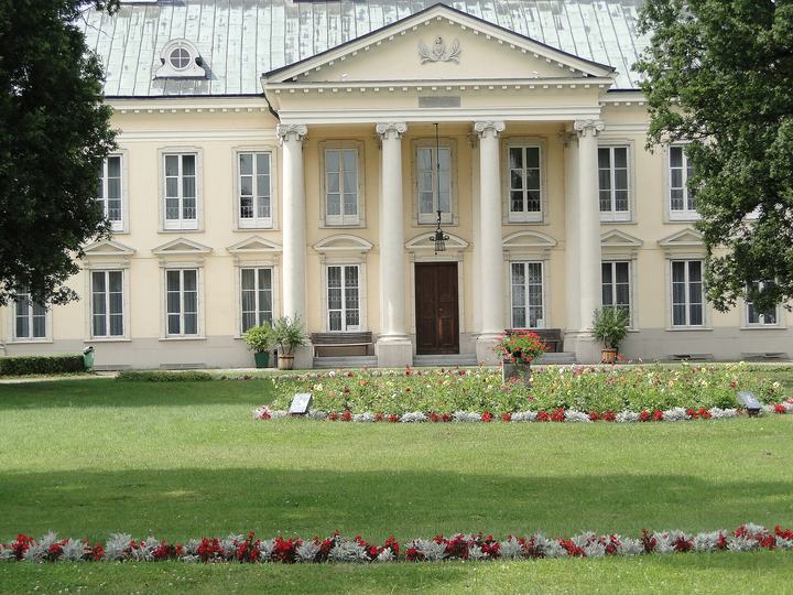 Walewice — Walewice, pałac (z pawilonami i galeriami), 1783