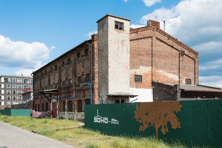 Warszawa — Dawna siedziba Muzeum Neonów w Soho Factory przy ul. Mińskiej 25 w Warszawie