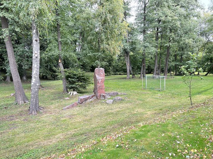 Węgorzewo, Mamry i bunkry w Mamerkach — Węgorzewo - park przy ul. Zamkowej (obok dworca kolejowego)