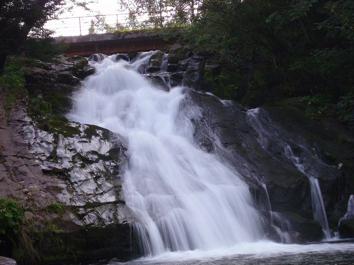 Wodospad w Sopotni Wielkiej — Waterfall in Sopotnia Wielka
