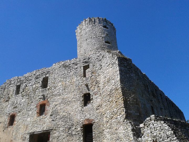 Wygiełzów — Zamek Lipowiec