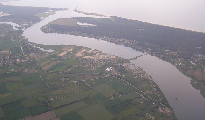 Wyspa Sobieszewska — The Martwa Wisła between the Sobieszewska Island in Gdańsk and Wiślinka, and Wisła Śmiała.