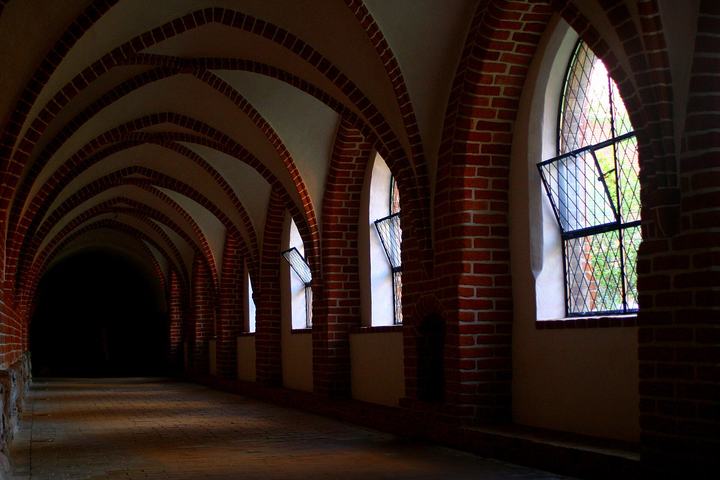 Żarnowiec — Żarnowiec , ul. Klasztorna 3 - klasztor, 4 ćw. XIII, 1 poł. XIV, 1897-1907, 1959, 1976