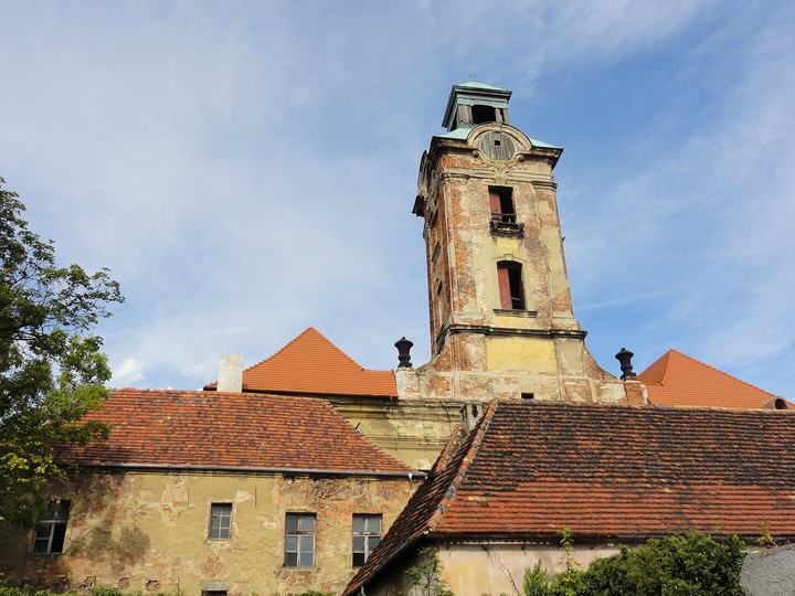 Żary — Żary - zamek Dewinów / Biebersteinów (zabytek nr 143 z 10.03.1963)